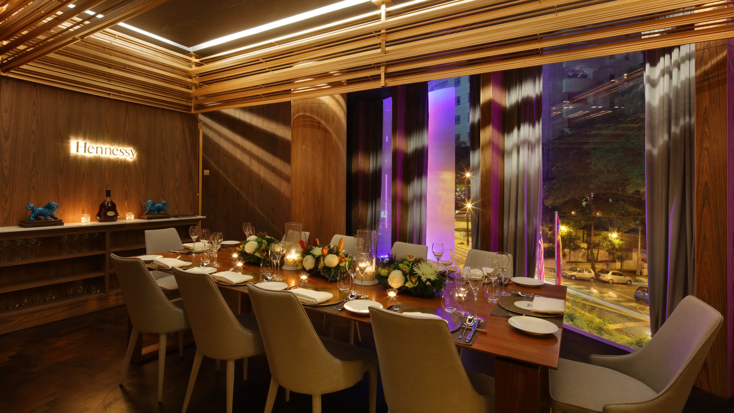 The Hennessy Salon at Menara Hap Seng &mdash; the world&rsquo;s only, set for service
